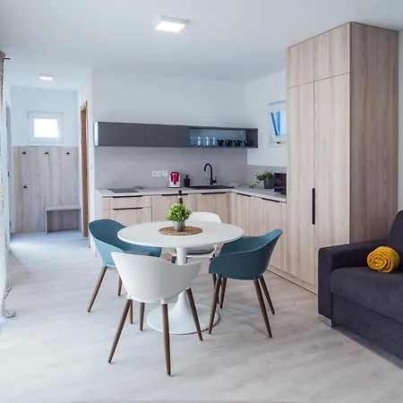 Πανσιόν Wellness Panorama 4*